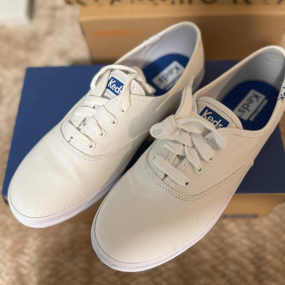 Keds Big Kids Champion Originals Lace Up, Size 4.5 Youth, New